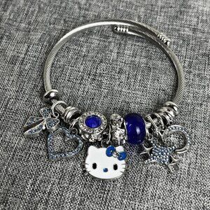 NO.454 Blue Hello Kitty Bracelet cute